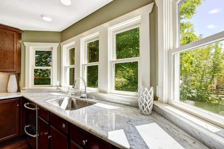 DIY vs. Professional Window Cleaning: Why Going Pro Saves Time and Money